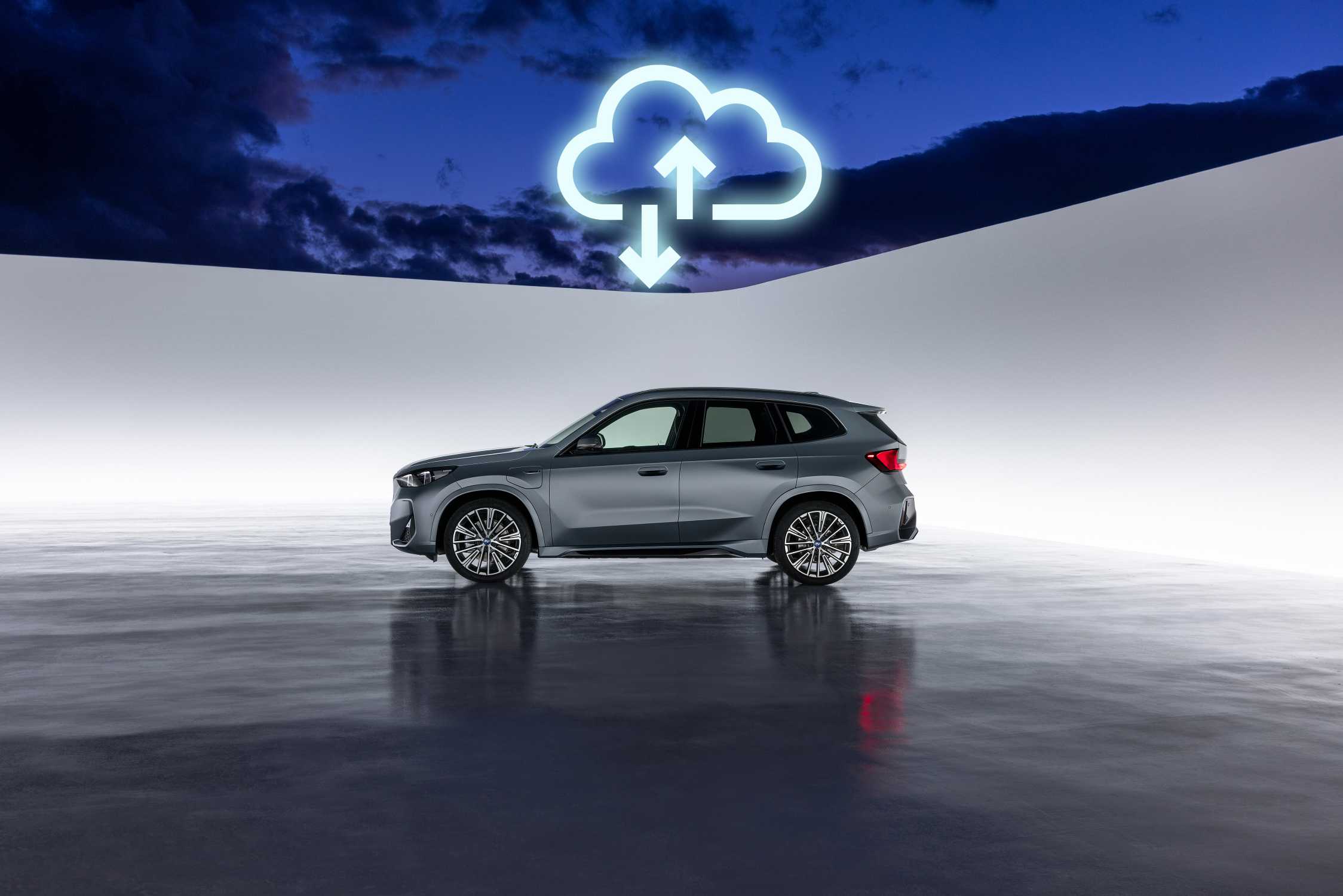 P90478332-bmw-group-collaborates-with-amazon-web-services-aws-new-cloud-technologies-for-fast-and-reliable-ava-2248px